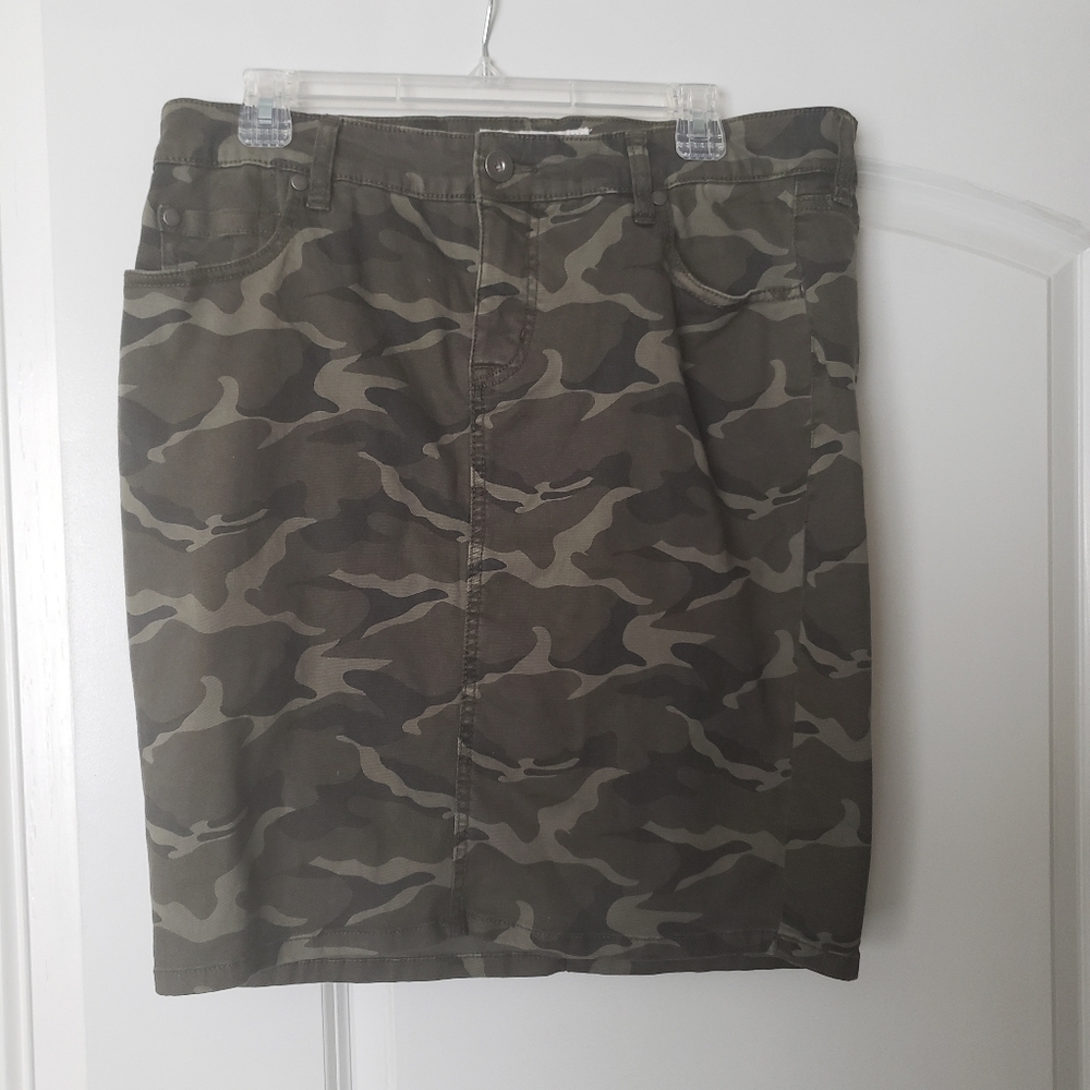 Camo denim skirt